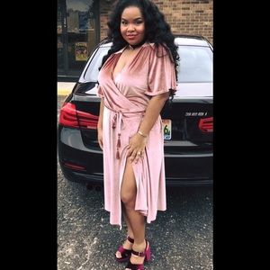 Boutique + Short Sleeve Velvet Wrap Dress - Plus